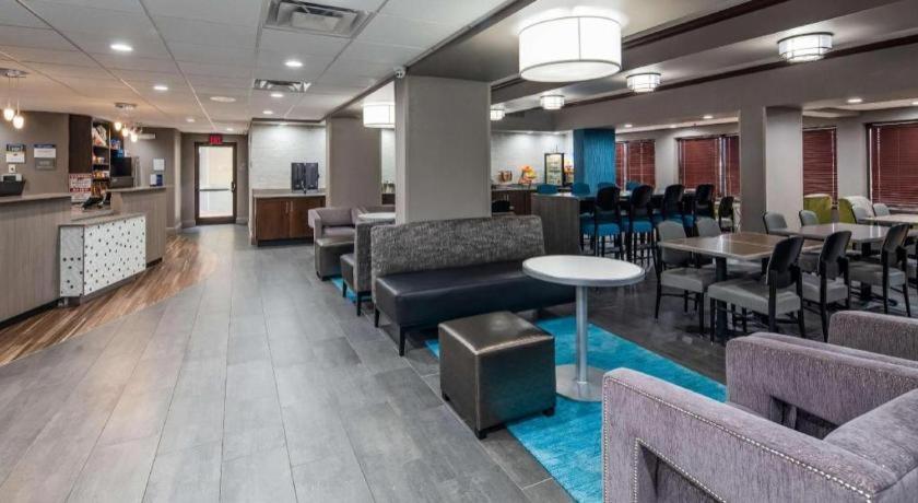 Western Nw Hotel Indianapolis